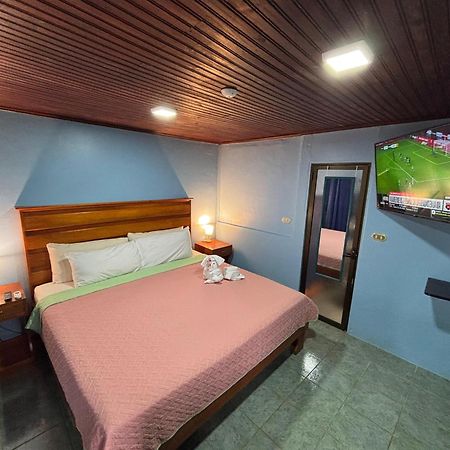 Pura Vida Aparment - Downtown La Fortuna Exterior photo