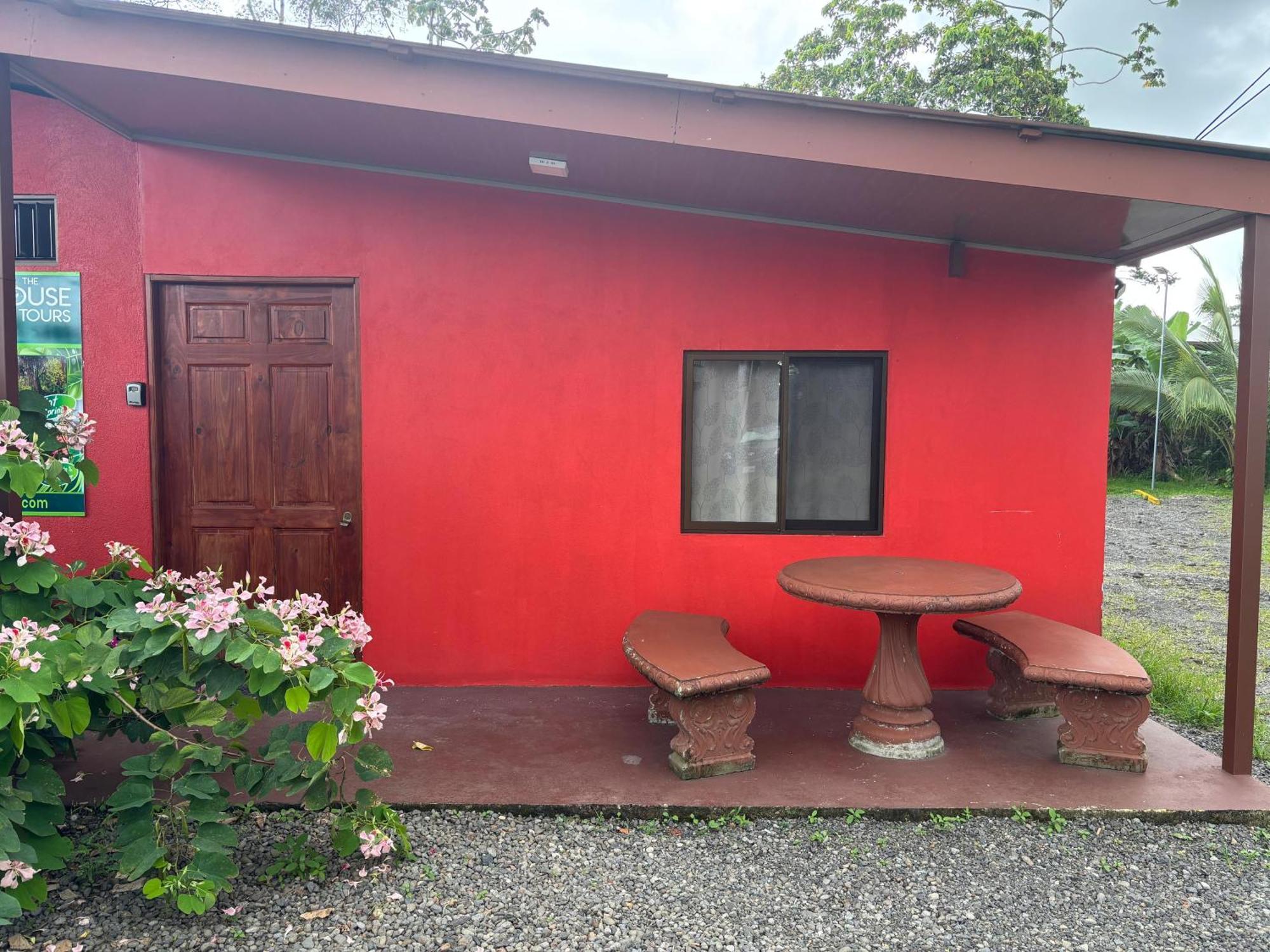 Pura Vida Aparment - Downtown La Fortuna Exterior photo
