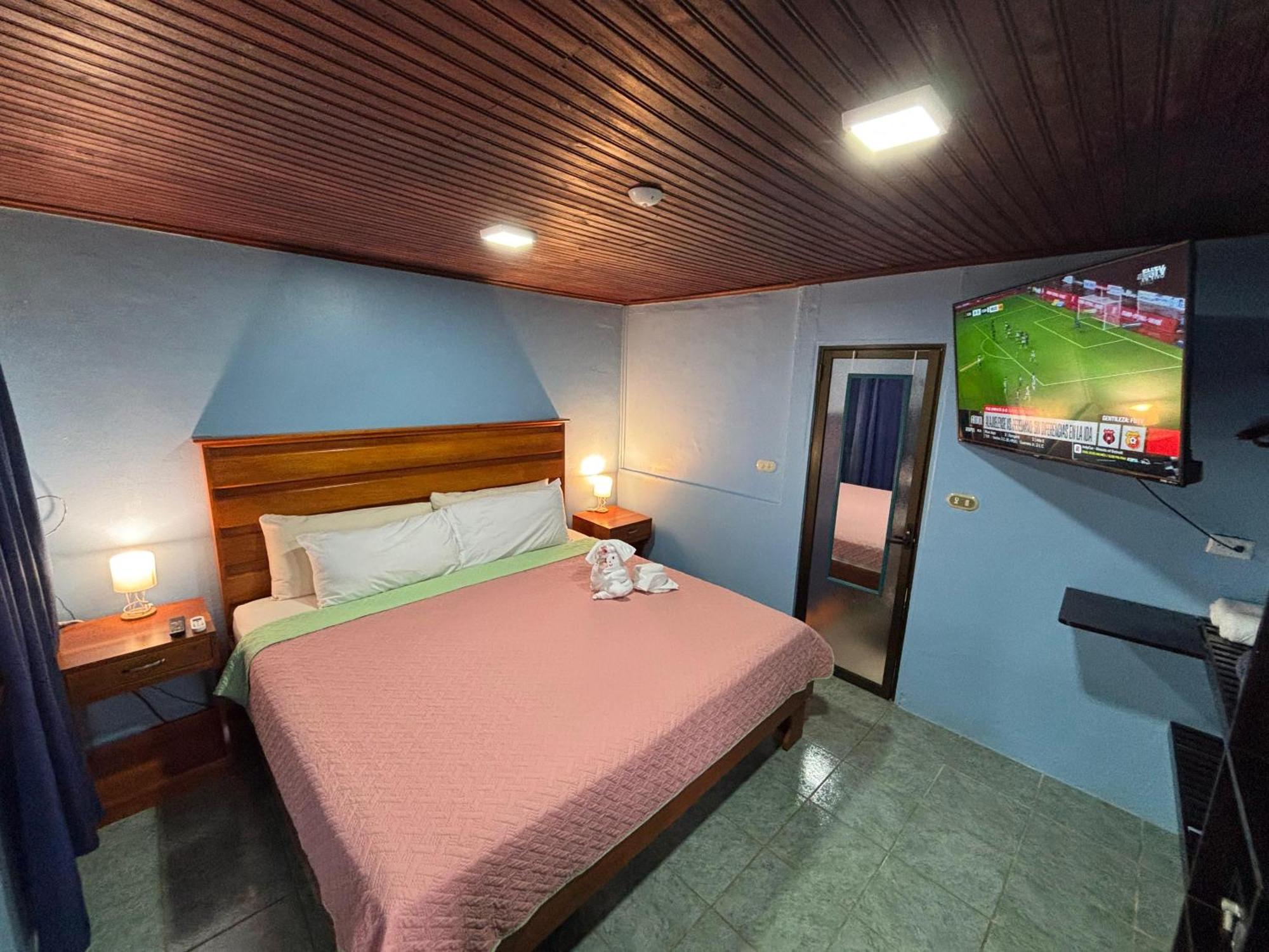 Pura Vida Aparment - Downtown La Fortuna Exterior photo